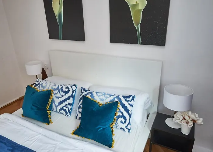 Noctis Plac Grzybowski * وارسو